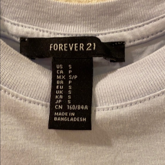 * 3 for $20 * — Forever 21 “daydreamer” tshirt - Picture 2 of 3